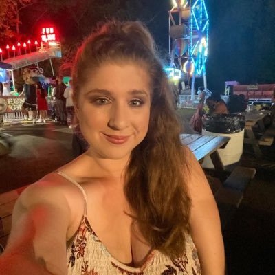 I’m Camila brown I’m new and ready to meet up with new friends send a message and let’s chat