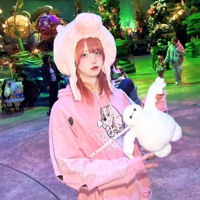 ESFP/花言葉勉強中/盛れた日に自撮り投稿 /ももすけのサブ垢(@momosukenosabu2)