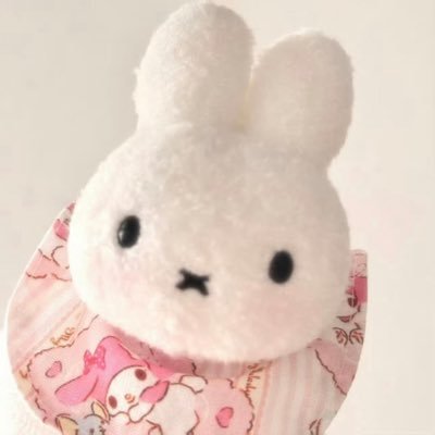 Yiiiii_aaa1's profile picture. 