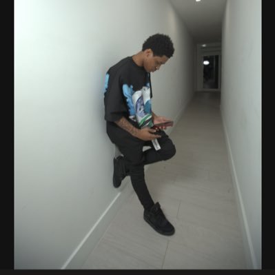 usercuttin's profile picture. 1 man army🫡