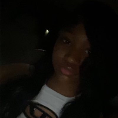 qietheqt's profile picture. floating through life