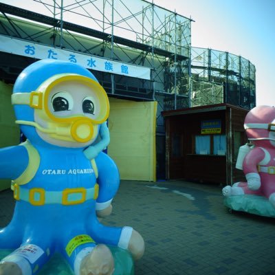 H3XBUG5's profile picture. 20, 24/7 stoned, YOLOing, blk/jpn | 5’6 | 16+ moots only | no dni