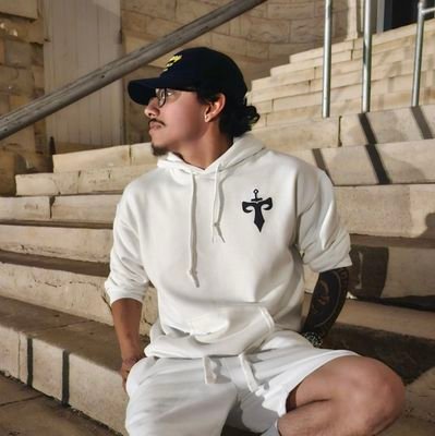 21 | @CODLeague Challenger & @NECCgames Collegiate Esport Player for @SwedesEsports
| Main AR |
(Every opponent has the same health) ~ @LunchTime_YT
