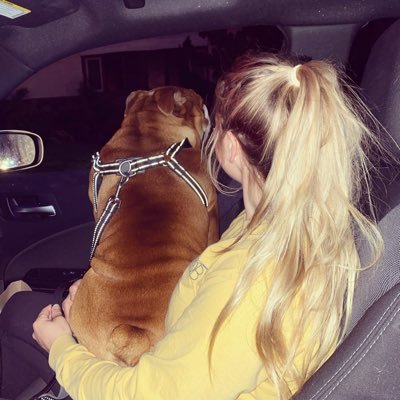 whitney_laurenn's profile picture. 