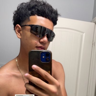 HMU for meets in Vegas📲 🔗😏 lmk who tryna make some content
