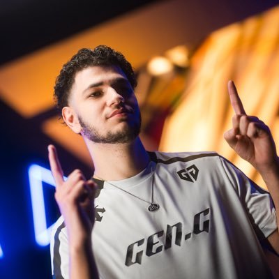 Professional player in #R6EML for @GenG @geng_gold 🐯| @SkyZs_R6 × @Asa_R6 x @Marteau99_ | 🇫🇷 🇲🇦 |