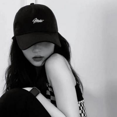 2zipOnvFkw0147S's profile picture. 