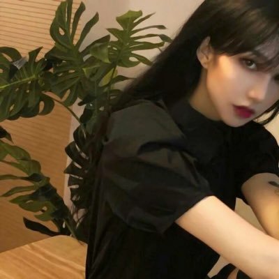 2NceZl8DS5a3hvm's profile picture. 