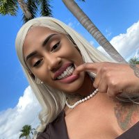 Amira (@larryedwar7) 's Twitter Profile
