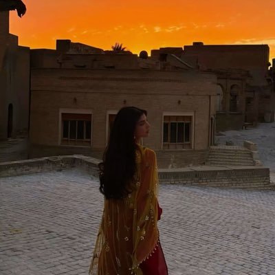 b4rzaani1's profile picture. Nothing matters anymore.