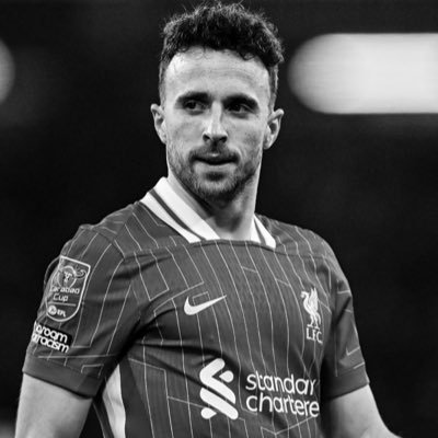44Ngx's profile picture. Seria mais feliz se não gostasse de futebol