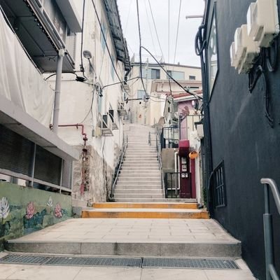 好き!な事!
・旅行(少し長めの滞在型)・ワンオク(takaの詞が胸にぐっと!世界にロックを!)・井上尚哉(パッキャオを超える!きっと!)・原田マハ(泣かせる文の天才!)