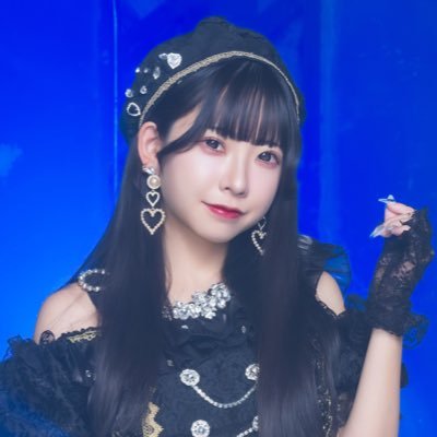 @pinky_spice_/青色/かのんって読みます/上智大学卒業しました‼️偏差値70越えのマルチリンガル🗣🇨🇳🇺🇸🇯🇵/末っ子気質な甘えん坊🥹/#ママに内緒でグラビアちゃん👙/競馬🐴