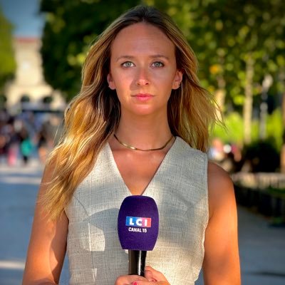 Journaliste reporter actuellement à LCI. Passée par France Télévisions🗂️ Mon Linkedin : https://t.co/oWiKz8o3XL