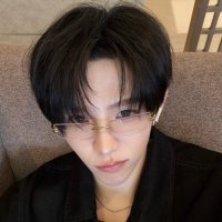 emu (@rrstwb01) 's Twitter Profile
