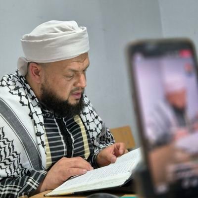 مهتم بالتراث الفقهي المالكي أصولا وفروعا تقعيدا وتنزيلا.
_ غزة بوصلتنا معاشر المسلمين وقبلة اهتماماتنا.