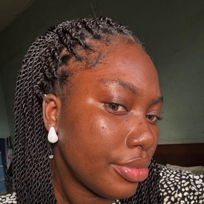 5'11 cup of goodness🍫 || iwrite || Christian || Chelsea💙|| Dog mum || italk || Spoken words || I'm scared of X. My Videos are on IG 🫠