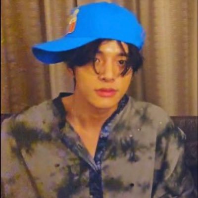 yoonstarspace2's profile picture. 