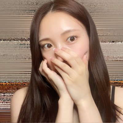 murassaki107's profile picture. 《自称イエベの大阪アラサーOL👩🏻‍💻》美容｜乙女ゲーム｜ミニチュアダックスフンド2匹とのんびり暮らし｜GRANRODEO｜ゲームオタク｜❀ゲームの動画あげてます❀
