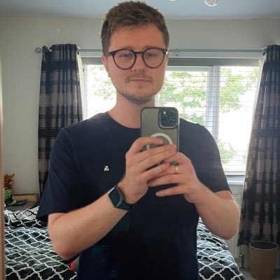 Male, 29 - Lover of comedy… doesn’t mean I’m funny though, annoyingly.