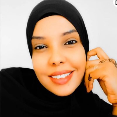 MunaSakiin's profile picture. Let’s make a difference together. Views are my own.