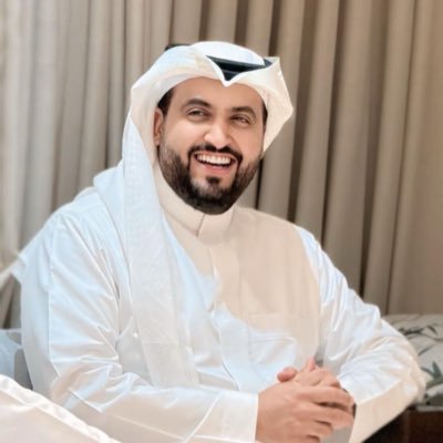مهتم بالعقار والمطاعم (والسعادة قرار ) ترخيص موثوق وترخيص فال .