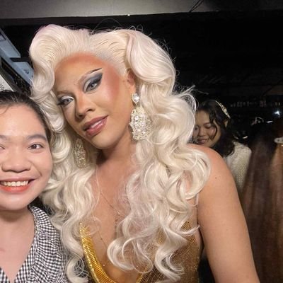 Fan of PPOP and drag queens👑
she/her 🌈
I love LBTQIA+ stories
Team #Drag Race Philippines Slaysian RoyaleCast but still my heart goes to #Team Arizona Brandy