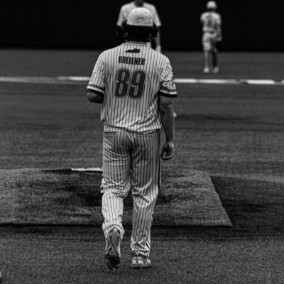 Class Of 2028// 6’2/215// Central Hardin Highschool// RHB// RHP/1B// top 88// email: noahbreiter16@gmail.com