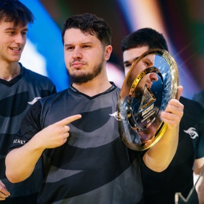 🇫🇷 🇩🇿 🇲🇦 | @teamsecret | Linkoo mon S | https://t.co/Xm1weUooQh