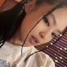 llivedumb's profile picture. gidemiyorum