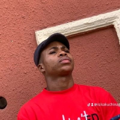 AgoromIsik23351's profile picture. 