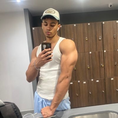 javigarciaklk's profile picture. 