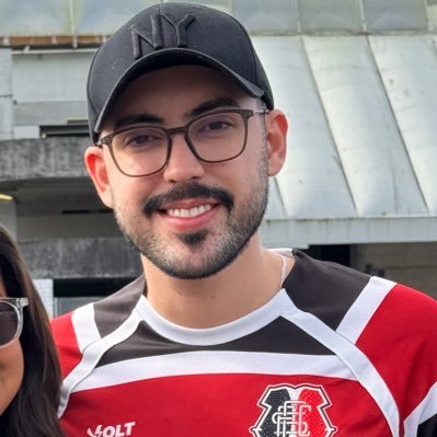 Twitter dedicado a falar sobre o Santa Cruz Futebol Clube 🖤🤍❤️… e algumas merdas
