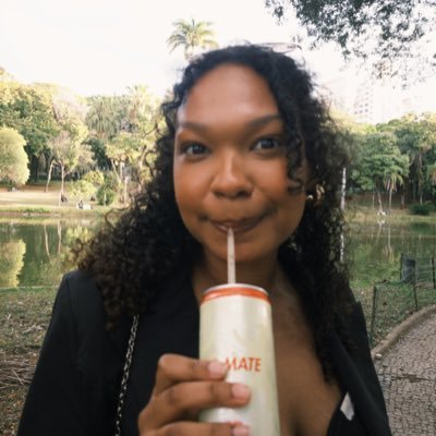 euamobacon18's profile picture. Fã de livros e as vezes comento sobre questões sociais| Dorian Havilliard| Xaden Riorson| Darrien Cassel| Julian Haites| Joey Lynch e Johnny Kavanagh ;)