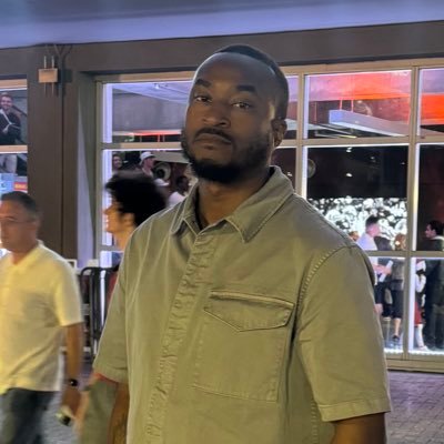 That new coupe, a durag and a pocket full of loot, a sunny day, some chicks that wanna play