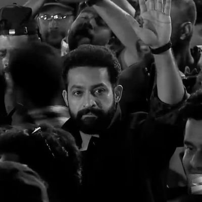 @tarak9999 🐯 @NameisNani @klrahul
evadi istam adidi mda....