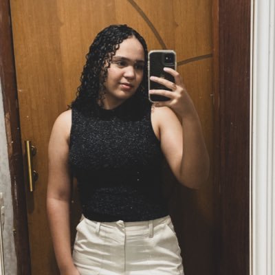 Carolina_Rosa04's profile picture. 📍RJ
🇭🇺@fluminensefc