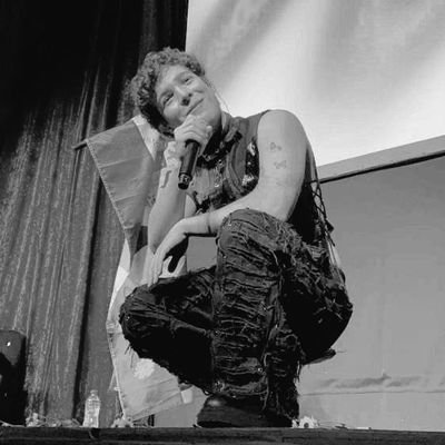 J_sofiixcarr_'s profile picture. Verte me motiva 💞🦋
Juanista forever🦋🌼
Heridas' team🧡
🥓