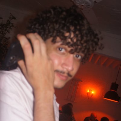 Narcisista vivendo a base de corticoide ( não ligo para o seu entendimento sobre o meu post