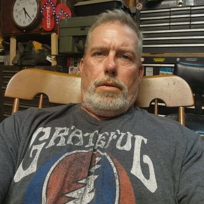 54, former Marine, diver, outdoor, reggae enthusiast. Paddling, diving, chillin’. 🦌😎🤙
#SugarMomma , #cougardating #over50 #stag
