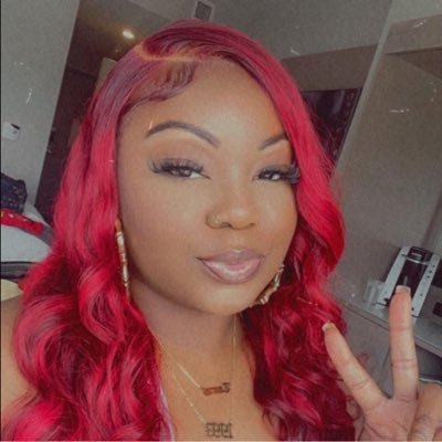 anessyj10's profile picture. Strong,real and full of surprises ✨