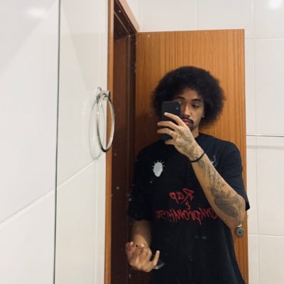 babaccasz's profile picture. f1, filme e atrocidade