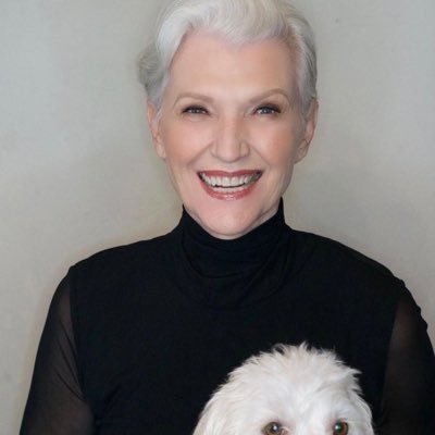 Bestselling International Author of A Woman Makes A Plan! Doctor of Dietetics👩🎓 Supermodel 😉💃#ItsGreatToBe76 Manager: anna@mayemusk.com