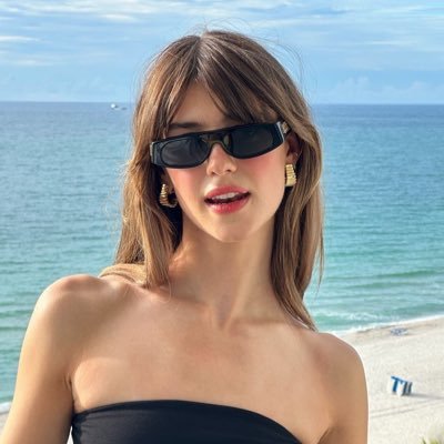 irene π Profile