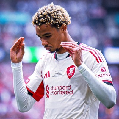 FT / SkillZ FC / FIFA verified player. LLJ💔 @LFC! - 🇬🇷 - M.Y aka my queen. ❤️