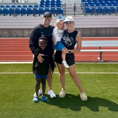 Follower of Christ, Husband to Lindsay, Dad to Coby & Teegan, Boys AD/Head Football Coach of the Lindale Eagles, THSCA Region 6 Board of Directors, Psalm 37:4-5
