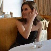UIiana (@uiiana56427) 's Twitter Profile