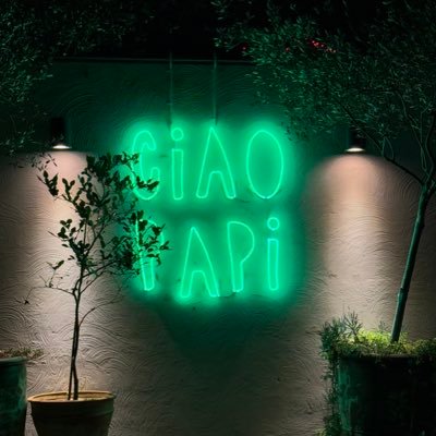 Alesktorres's profile picture. 25 años