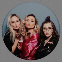 ๐๐๐๐๐๐๐ฃ๐๐ค (@sidegurls) 's Twitter Profile