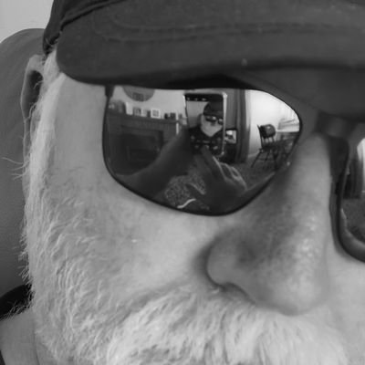 RichardJukes7's profile picture. Just a normal person. Despises twitter malignancy. Brummie, Aston Villa 💜💙⚽ #Bosch, Boogie and vinyl advocate 🕺 #tonechaser #strat #marshallamps